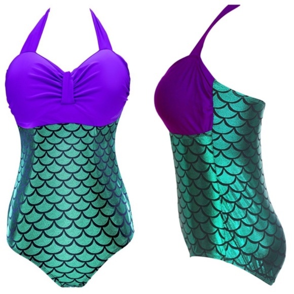 Other - Mermaid Holographic Shimmer Seashell One-Piece XL Other - Mermaid Holographic Shimmer Seashell One-Piece XL